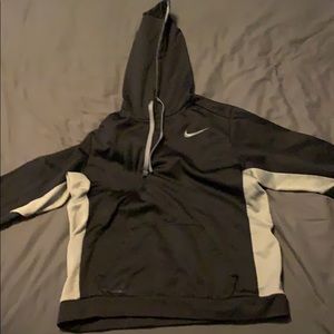 Black nike sweatshirt